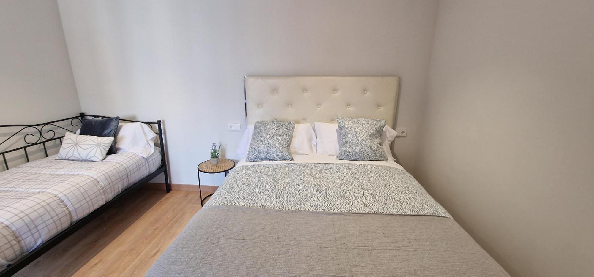 El Cuarto Del Marques - Sin Ascensor Pegado A Playa San Lorenzo - Vut-4158-as Appartement Gijón